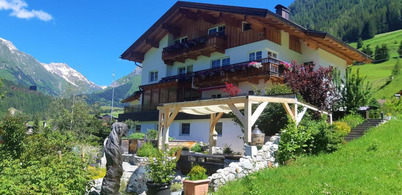 Großglocknerappartement Kals-am Großglockner Esterno foto