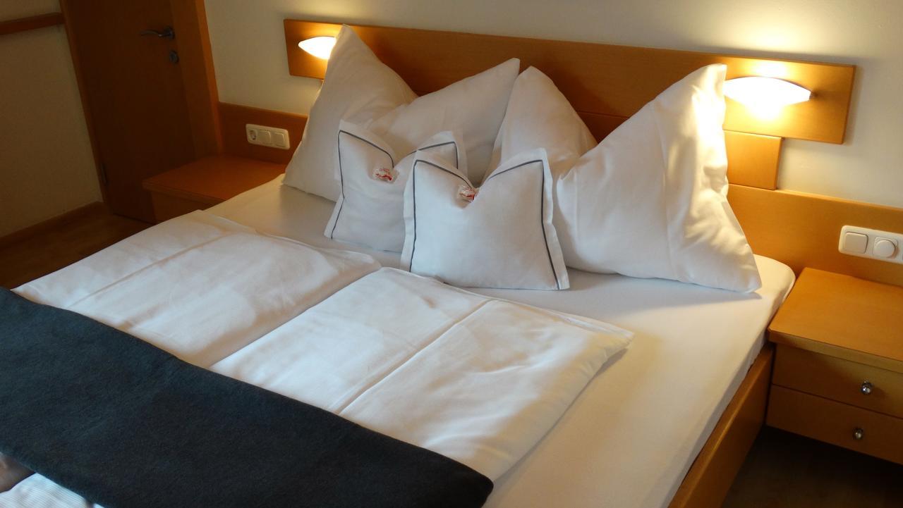 Großglocknerappartement Kals-am Großglockner Esterno foto
