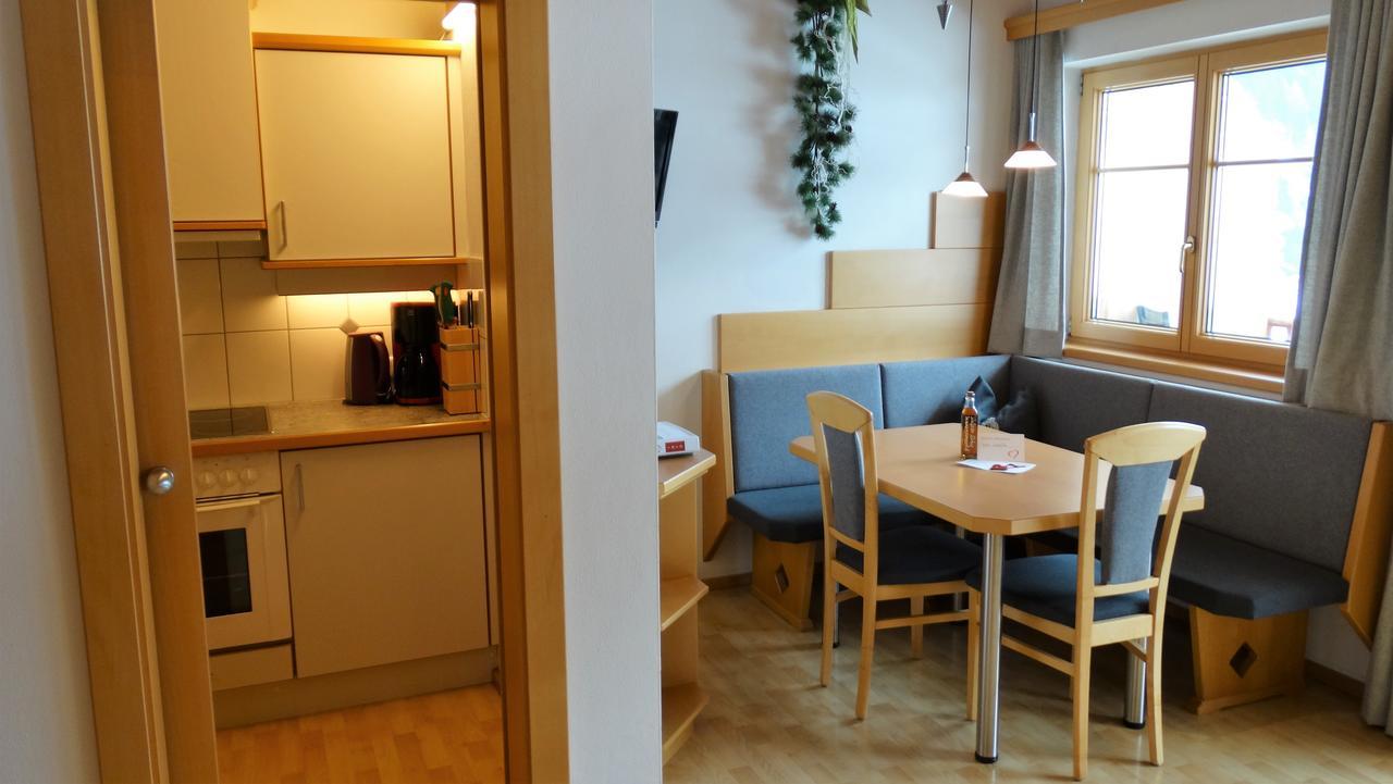 Großglocknerappartement Kals-am Großglockner Esterno foto